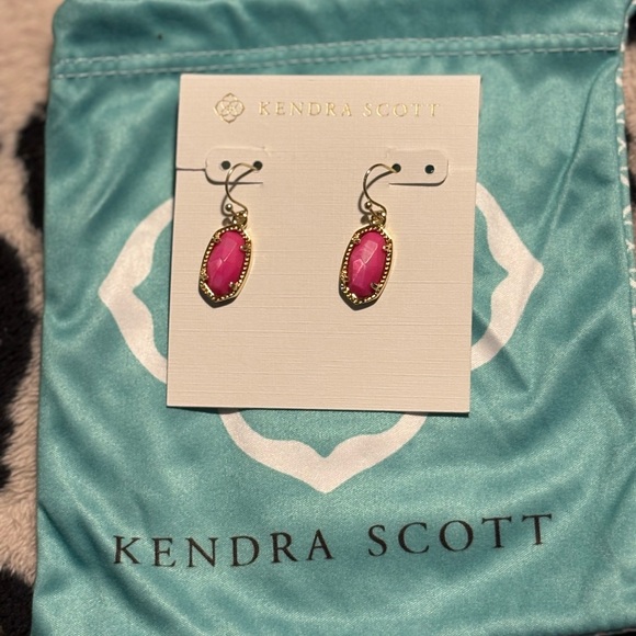 Kendra Scott Fuchsia and Gold Earrings - Picture 3 of 3